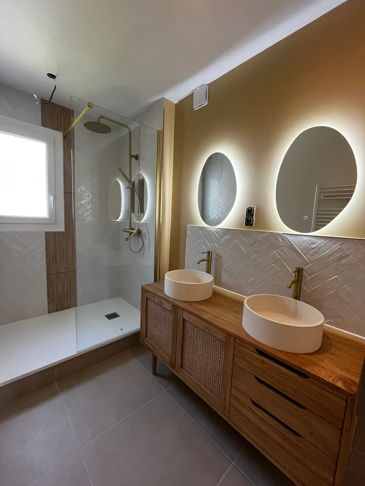 Salle de bain double vasque bois miroir LED Pau Home Reno